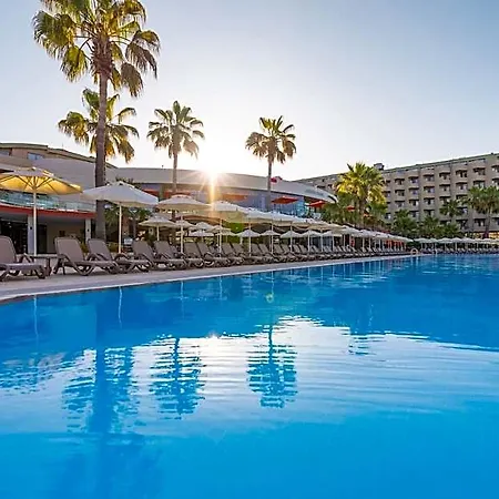 Vonresort Golden Coast & Aqua 5*