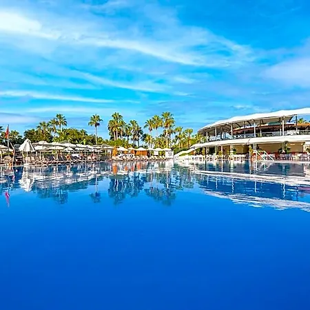 Vonresort Golden Coast & Aqua Evrenseki