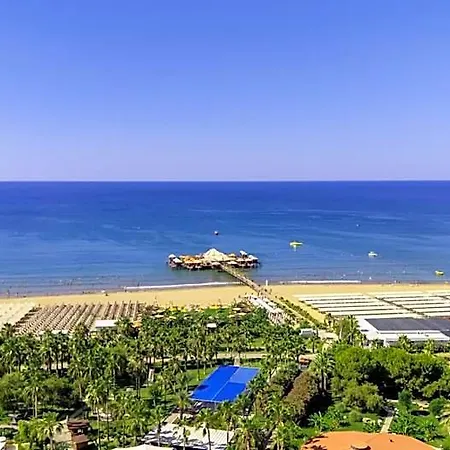 Vonresort Golden Coast & Aqua Otel 5*