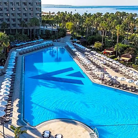 Vonresort Golden Coast & Aqua Otel 5*