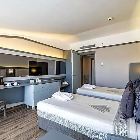 Otel Vonresort Golden Coast & Aqua Evrenseki